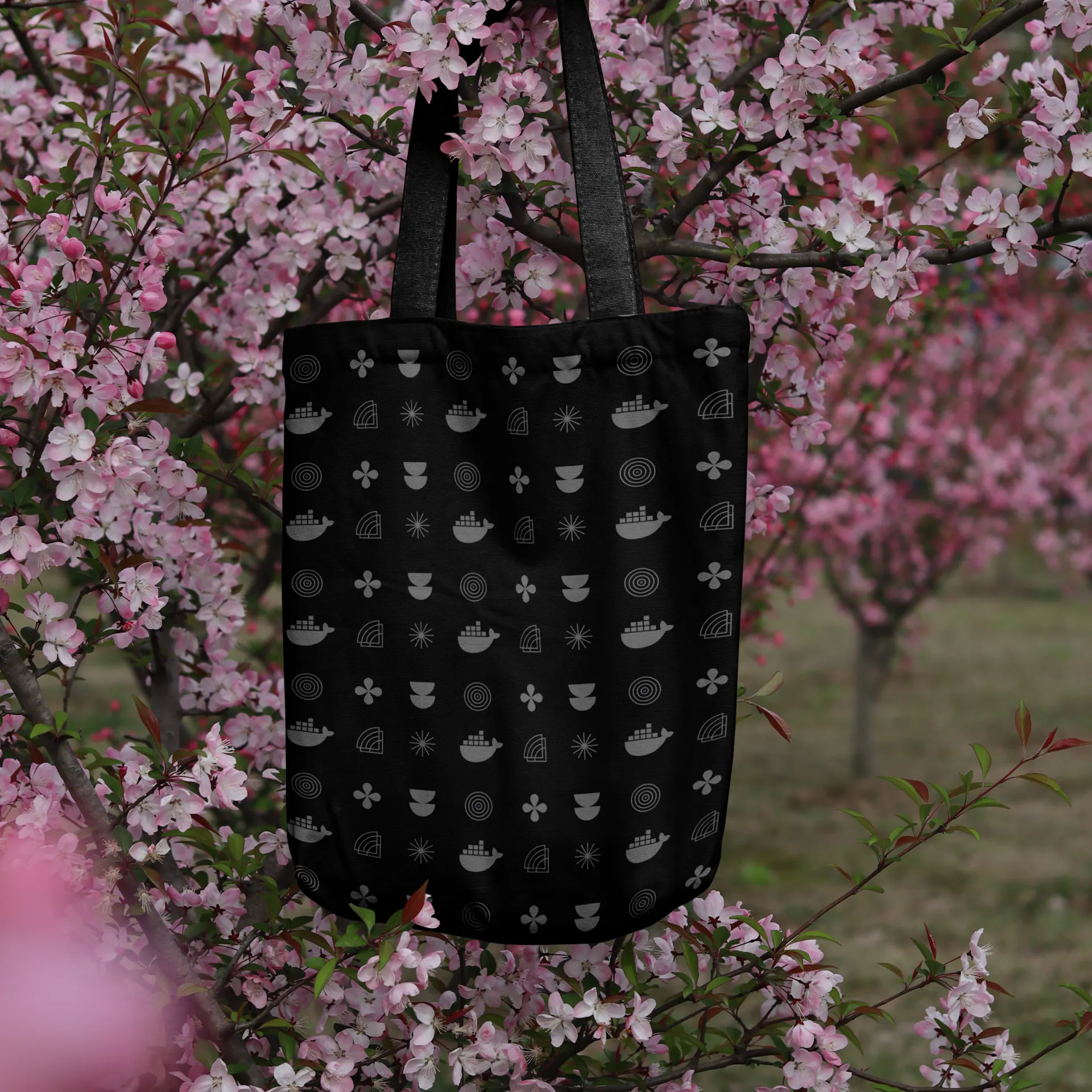Docker Retro Print Black Tote Docker Swag Store